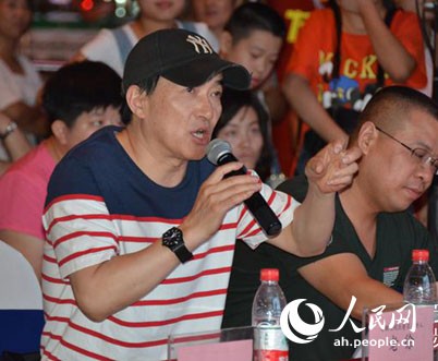 亿万28官网- 美因茨推出方言版助威歌曲，传承本土文化特色
